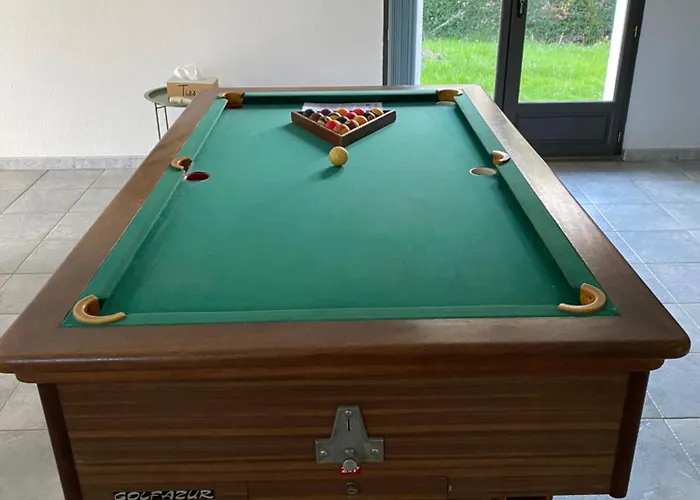 La Maison Des Hirondelles, Piscine, Billard, Ping Pong, 3 Terrasses Et Jardin Holiday home