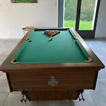 La Maison Des Hirondelles, Piscine, Billard, Ping Pong, 3 Terrasses Et Jardin Hébergement de vacances
