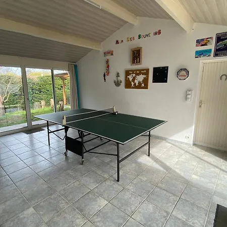 La Maison Des Hirondelles, Piscine, Billard, Ping Pong, 3 Terrasses Et Jardin * Montauban